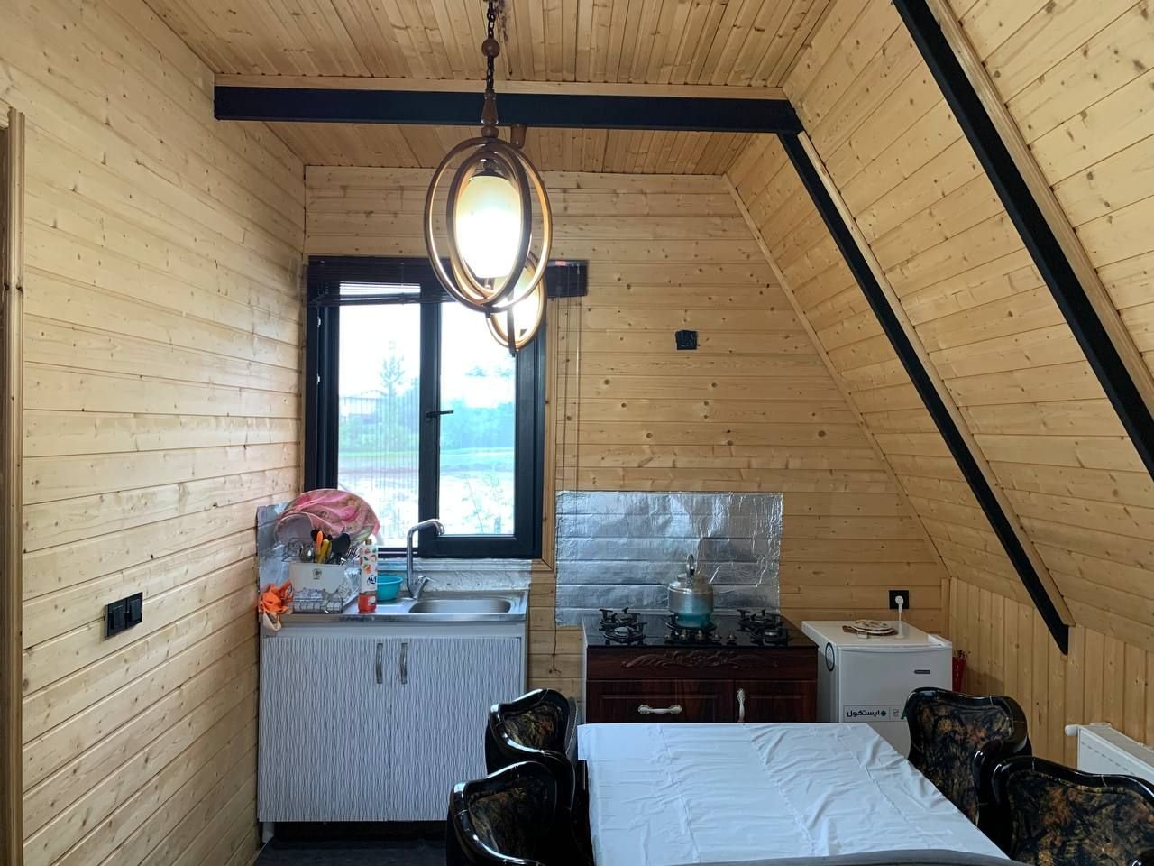 کلبه دوخوابه سوئیسی پدی