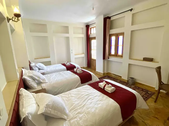 اقامتگاه سنتی ساباط - واحد سه تخته 4 - انتخاب عنوان تصویر