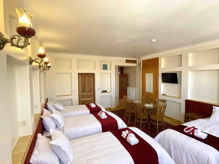 اقامتگاه سنتی ساباط - واحد شش تخته - انتخاب عنوان تصویر