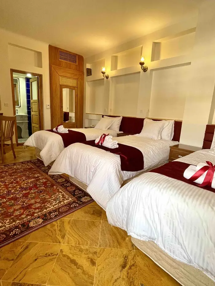 اقامتگاه سنتی ساباط - واحد سه تخته 4 - انتخاب عنوان تصویر