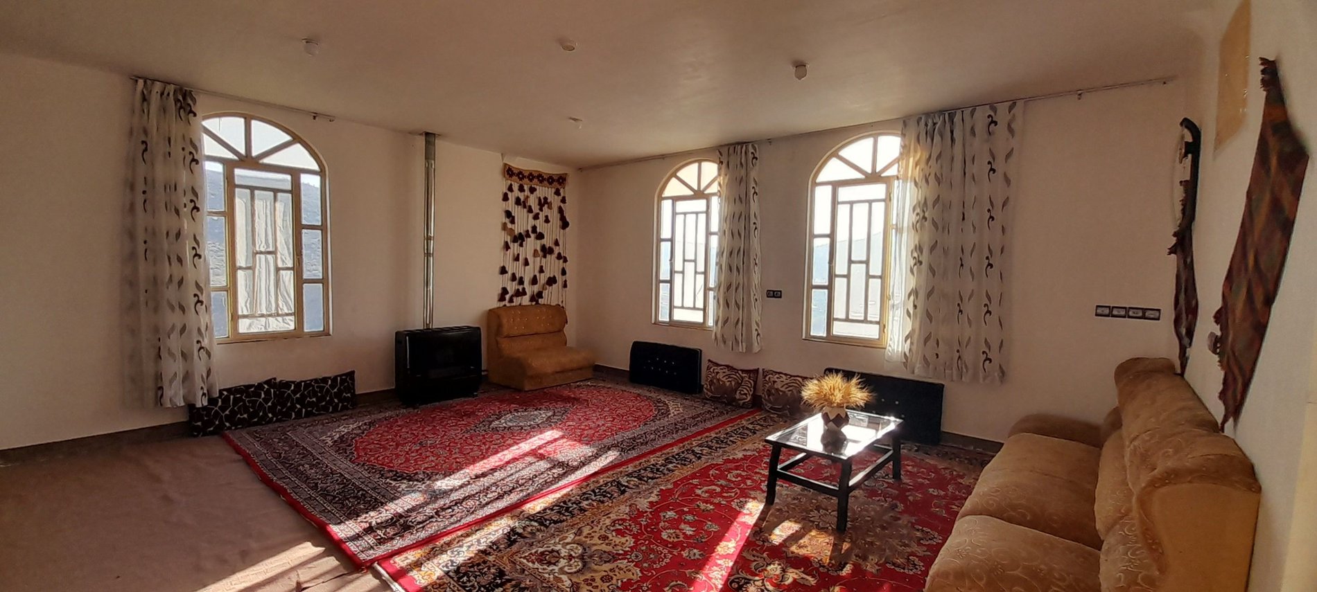 اقامتگاه سنتی پرویز کوه - واحد 1