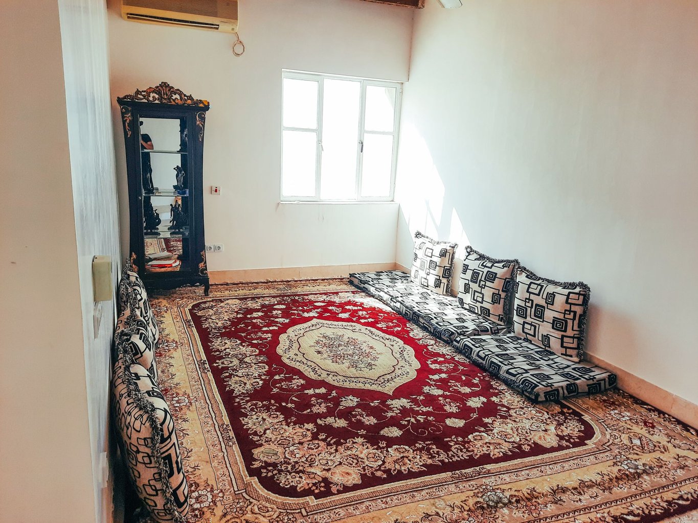 سوئیت سه خوابه ساحلی پاوییز