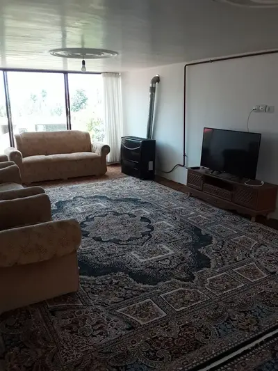 ویلا یک خوابه باغ گل شمعدونی