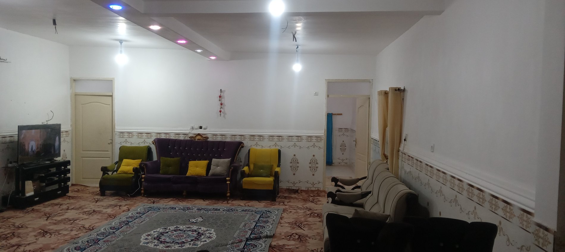 ویلا دوخوابه چند درخت