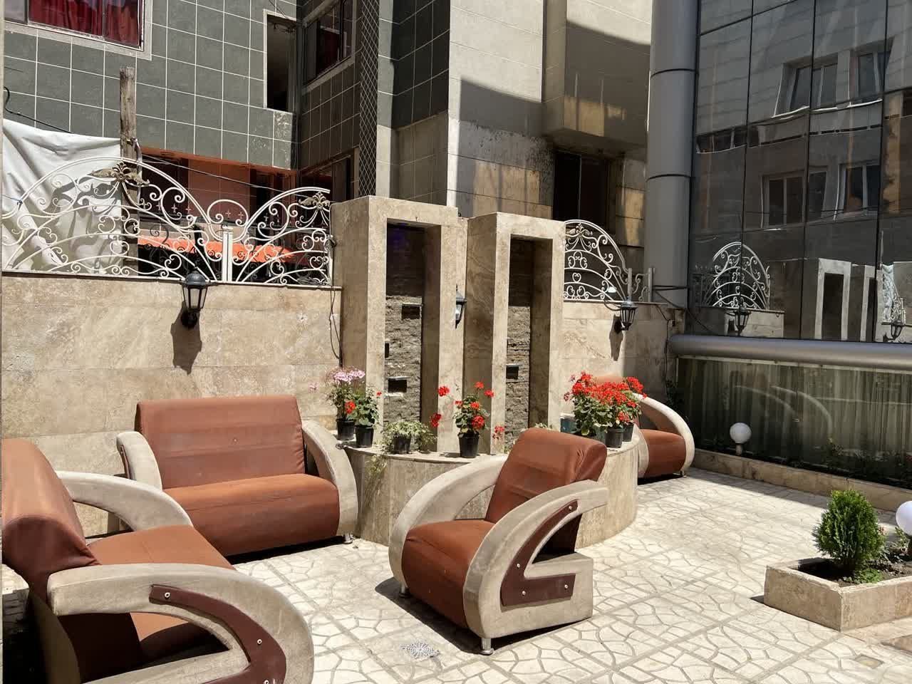 مسافرخانه سورن - واحد دوتخته