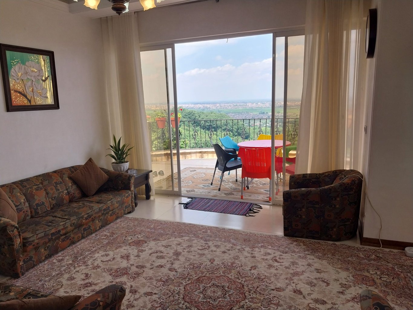 ویلا یک خوابه استخردار چهارفصل بام سبز شمال