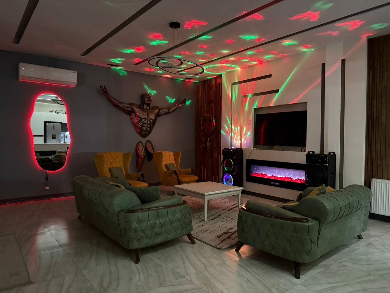 ویلا دوخوابه استخردار آبگرم هامان