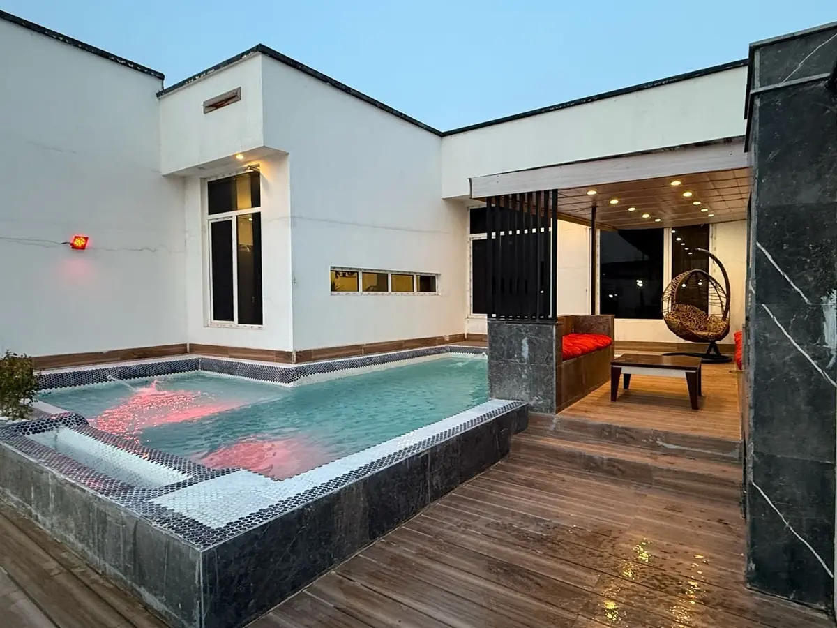 ویلا دو خوابه استخردار آبگرم وینکا