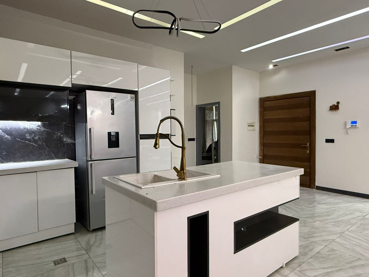 دوخوابه استخردار آبگرم ریما