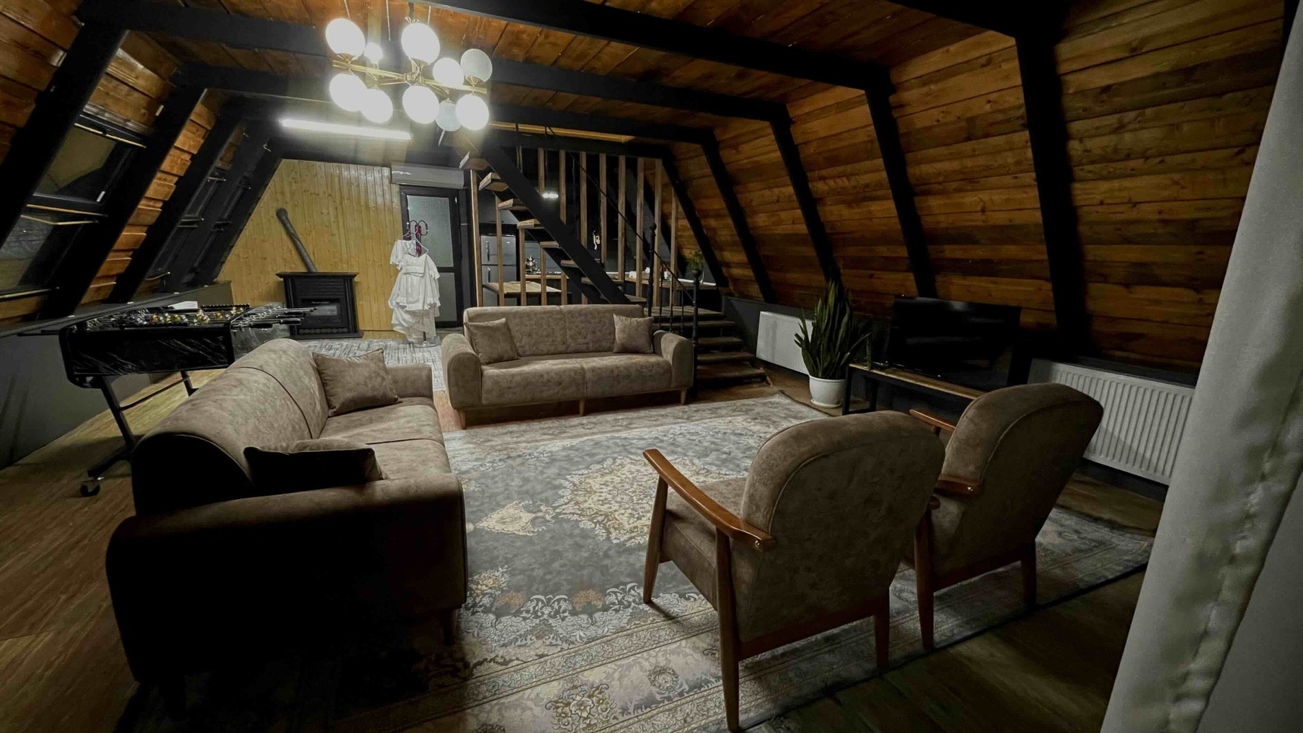 دوخوابه سوئیسی میله‌ سرا