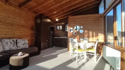 سوئیت فلت کوهستانی دوهزار