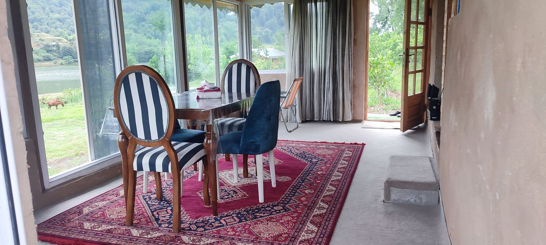 یک خوابه عمو سلیم