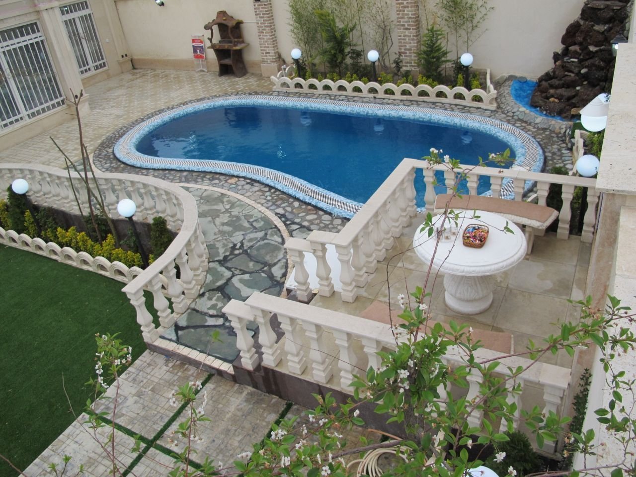 دوخوابه استخردار آبگرم آرامیس