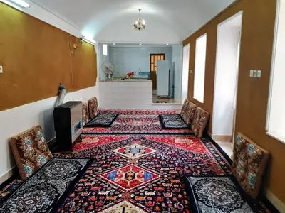 اقامتگاه سنتی ماه صنم - واحد بهراد