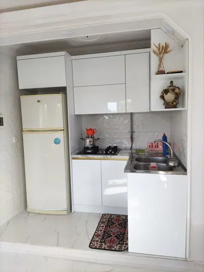 ویلا یک خوابه سرخ دار