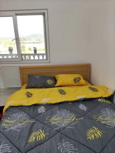 ویلا یک خوابه سرخ دار