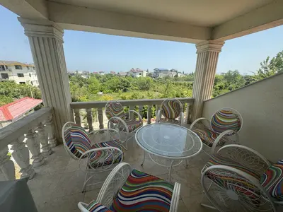 ویلا سه خوابه عمارتِ گُلِ سُرخ