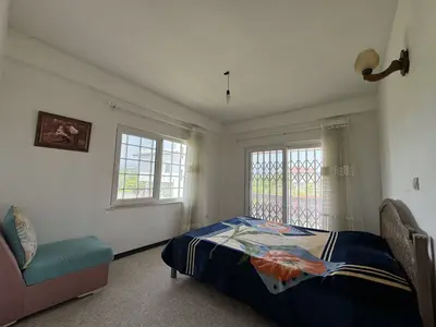 ویلا سه خوابه عمارتِ گُلِ سُرخ