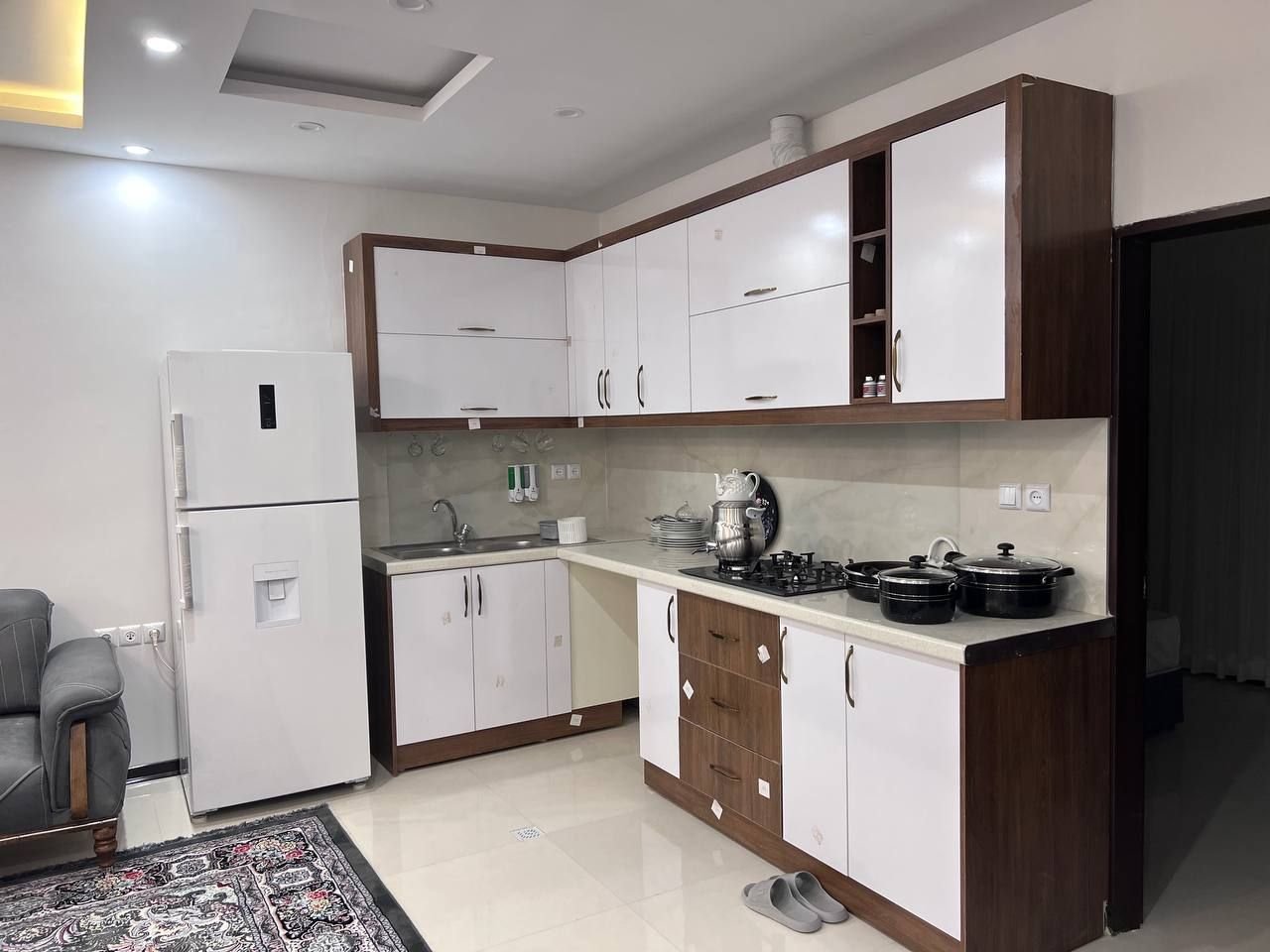 آپارتمان دوخوابه رایان ۳