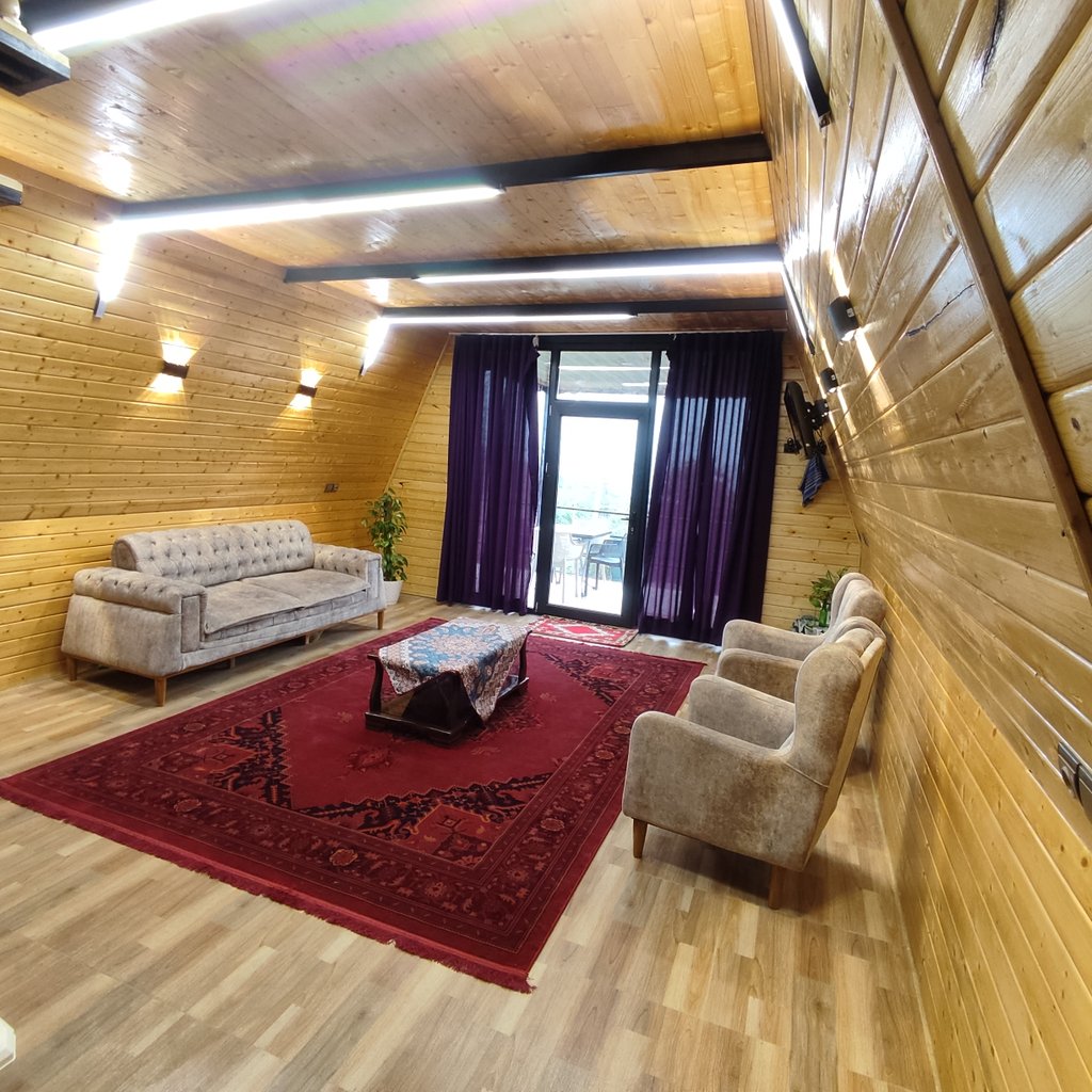 کلبه یک خوابه سوئیسی مرال پولادی