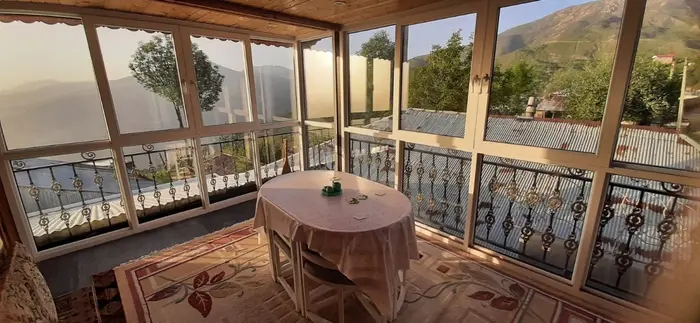 فلت آرامش جانا - نمای بالکن