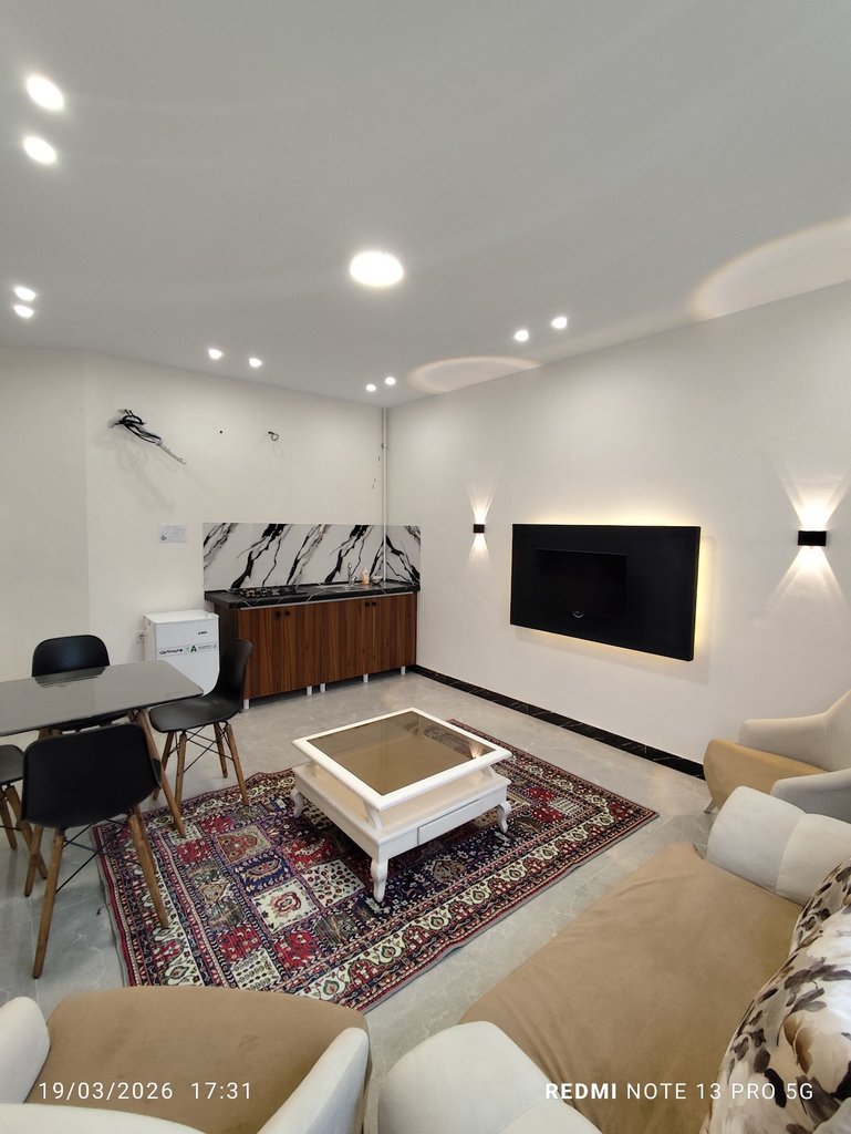 آپارتمان آنیل - واحد 302