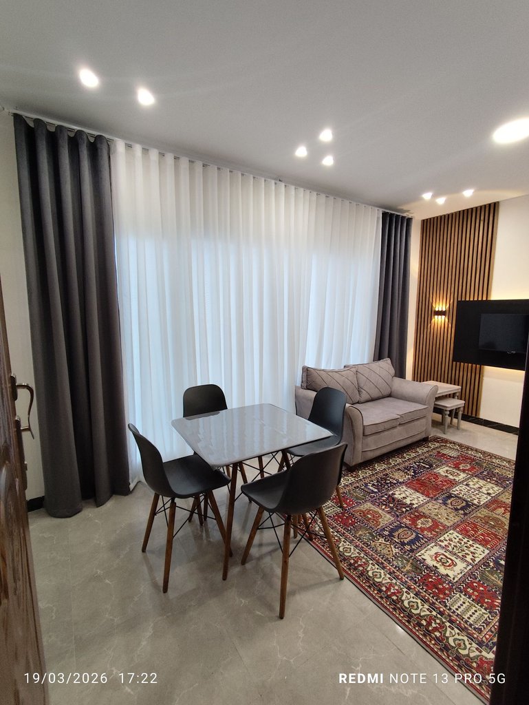 آپارتمان آنیل - واحد 301