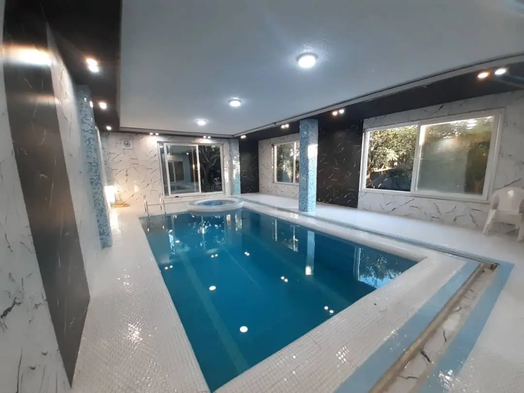 ویلا دوخوابه استخردار آبگرم صادقی 1