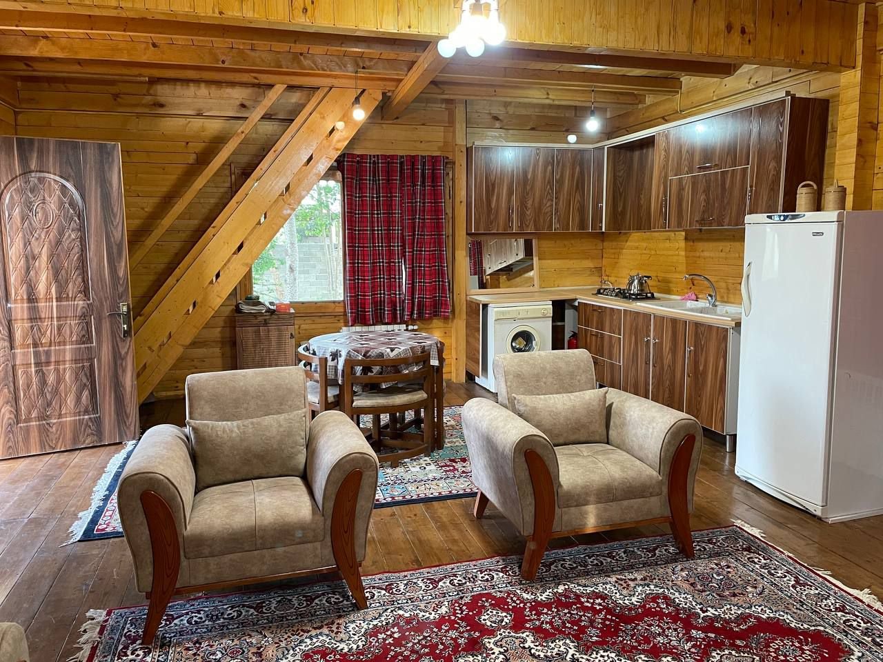 کلبه یک خوابه چوبی کلارا