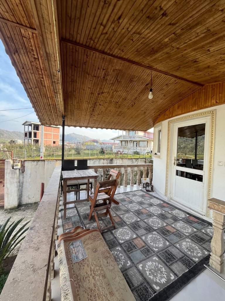 ویلا یک خوابه جنگلی نمناک