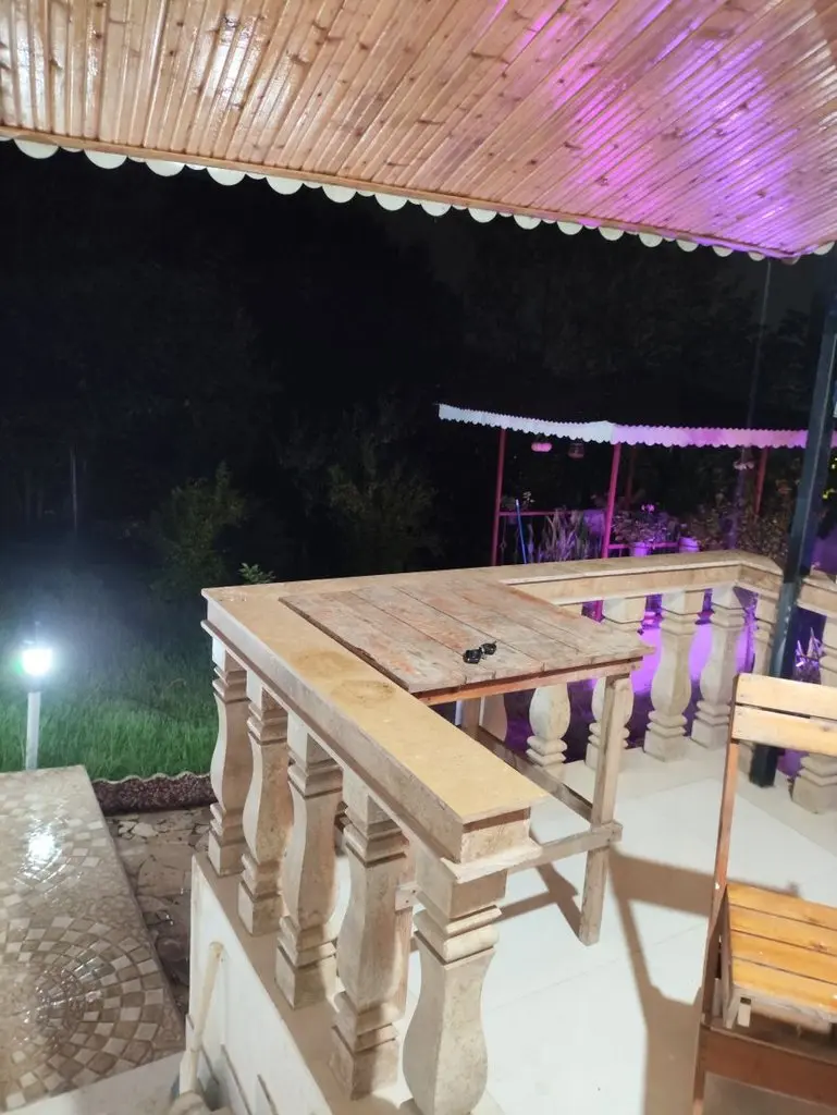 ویلا یک خوابه جنگلی نمناک