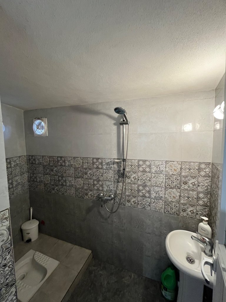 ویلا یک خوابه جنگلی نمناک