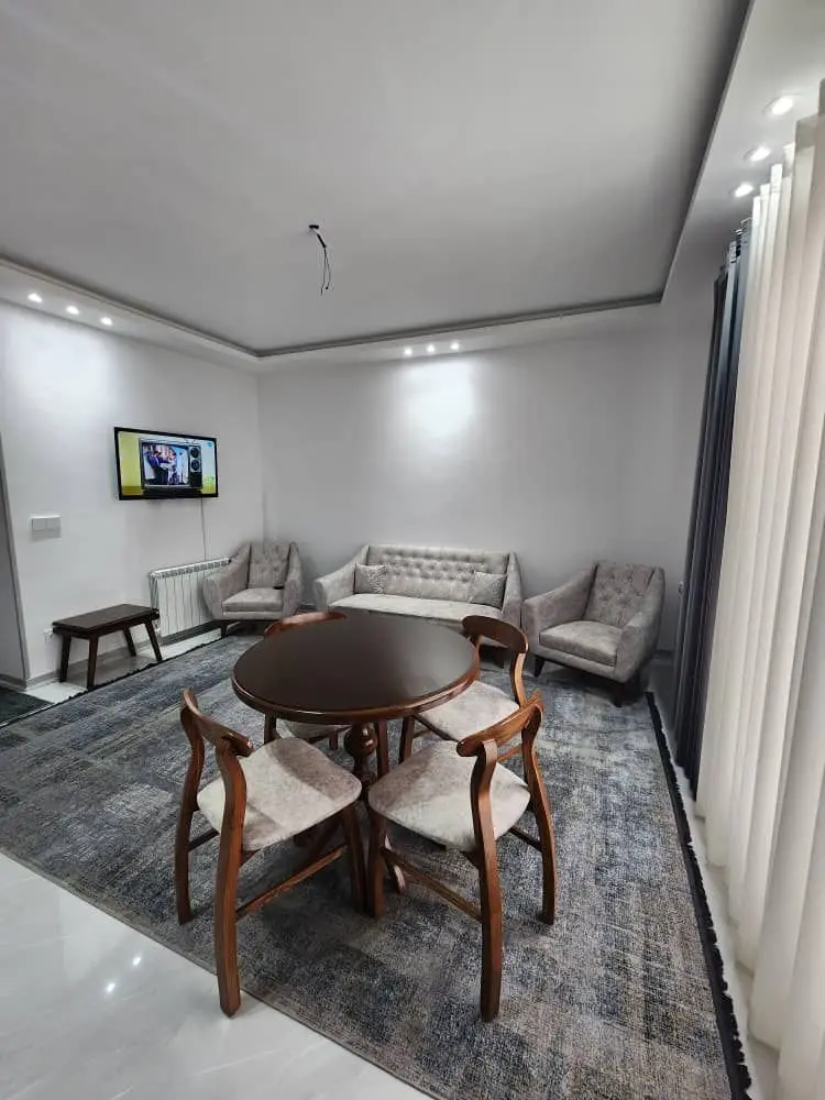 آپارتمان یک خوابه شن های طلایی 1