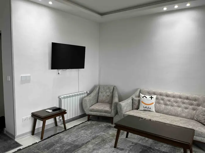 آپارتمان یک خوابه شن های طلایی ۳