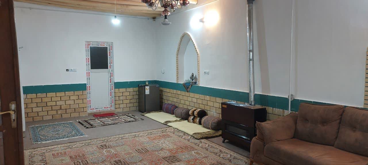 بوم گردی کاوه آهنگر - واحد شاه نشین