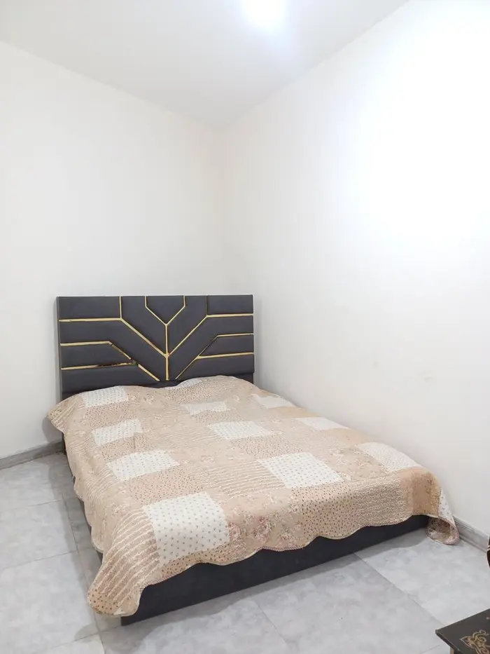 سوئیت یک خوابه باغ درختی