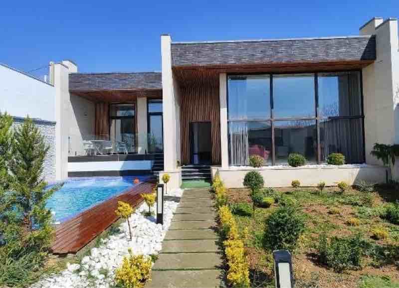 دوخوابه استخردار آبگرم رومانو