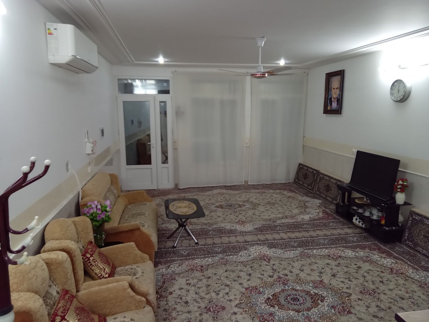 سوئیت یک خوابه بیدگل