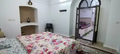 بومگردی چهارمنار - واحد ترانه