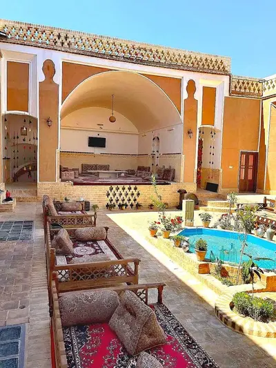 بومگردی چهارمنار - واحد خاطره