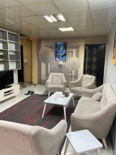 آپارتمان یک خوابه انقلاب 2