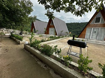 کلبه دوخوابه سوئیسی ریندر واحد ۳