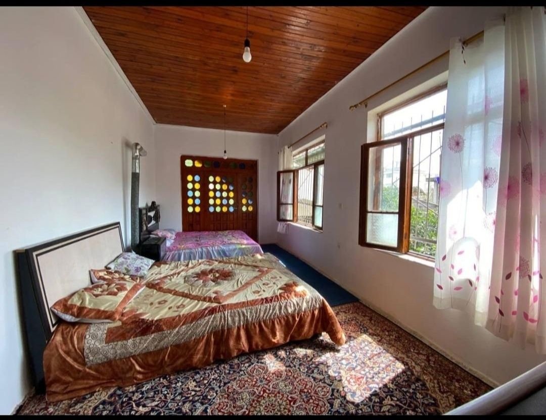 سه خوابه ماه تی تی