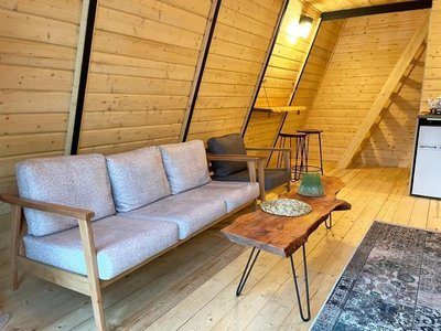 کلبه یک خوابه ساحلی وارش