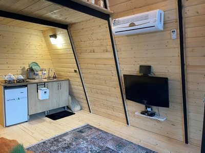 کلبه یک خوابه ساحلی وارش