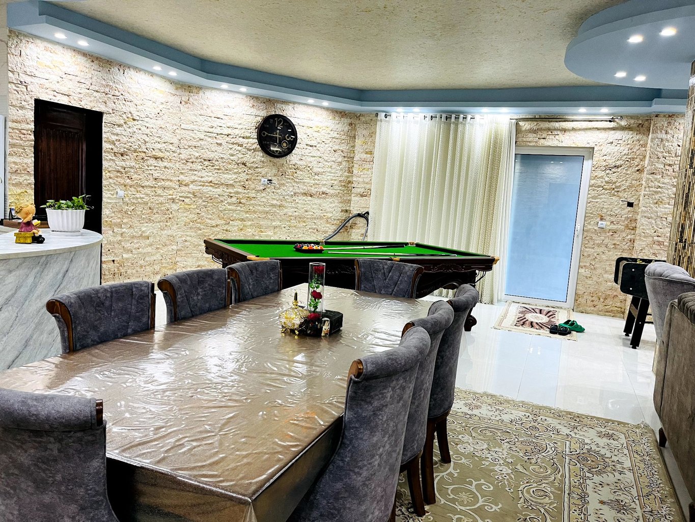 دوخوابه روستایی استخردار آبگرم باران