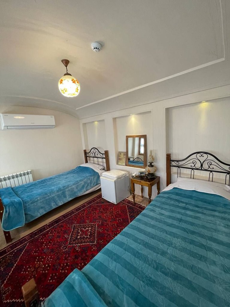 اقامتگاه سنتی احسان کاشان - واحد بام 111