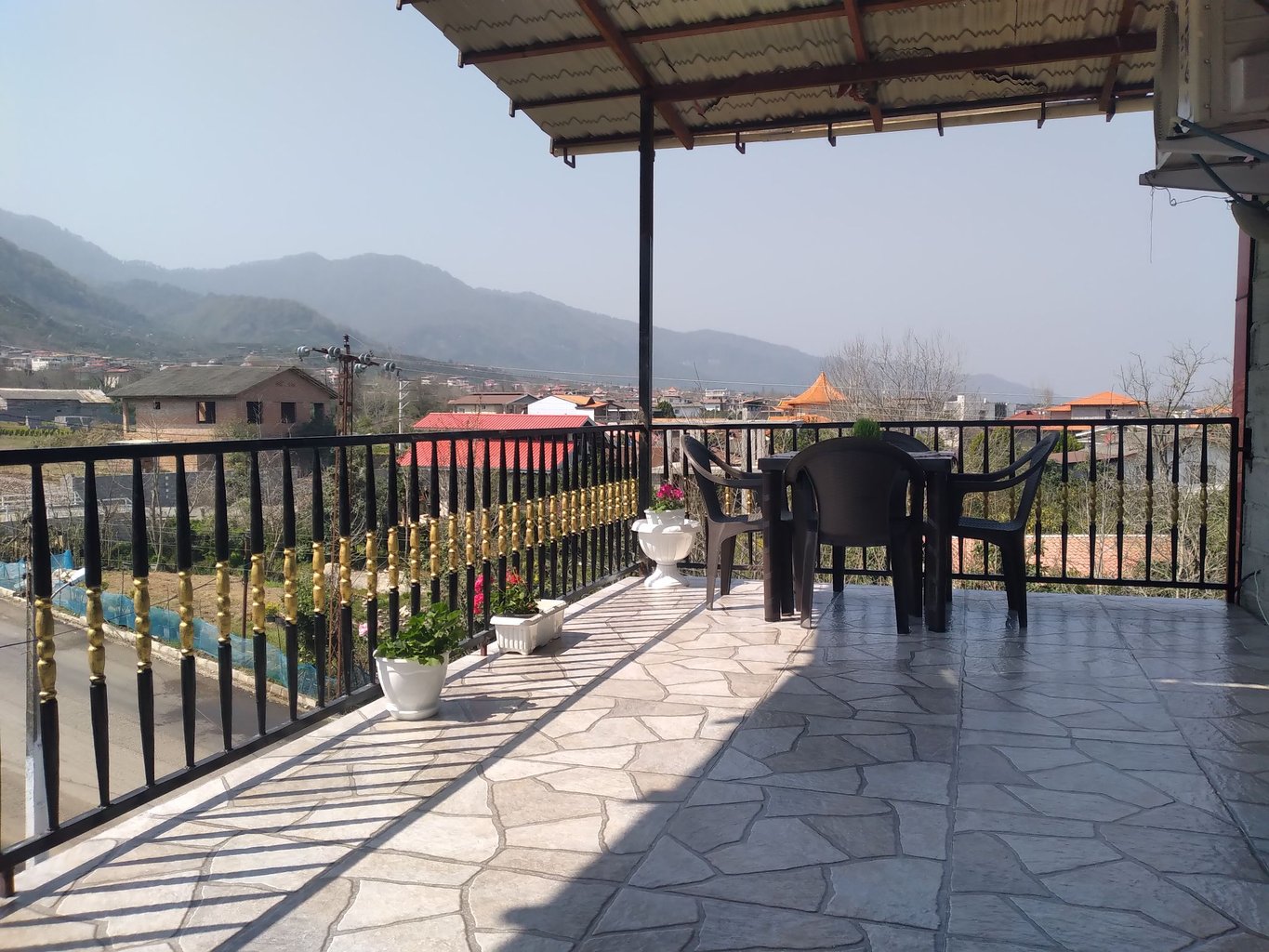 آپارتمان دوخوابه چشمه دمکش