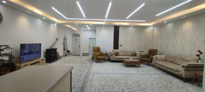 آپارتمان دوخوابه آپادانا زارعی