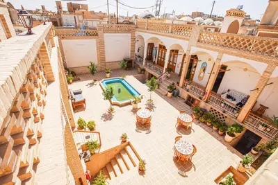 اقامتگاه سنتی سرای سه سوک - واحد 106